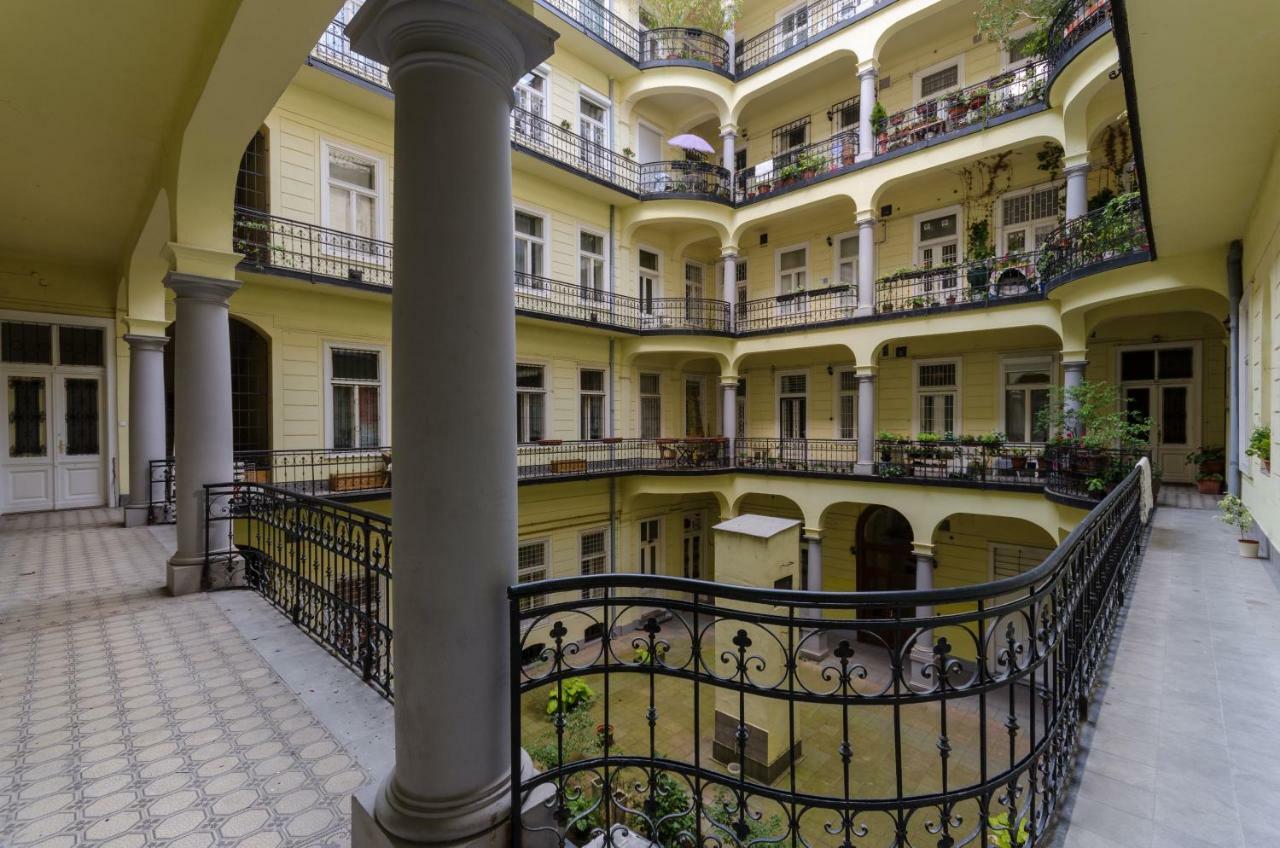 Modern, Luxury Flat In The Heart Of Budapesta Exterior foto